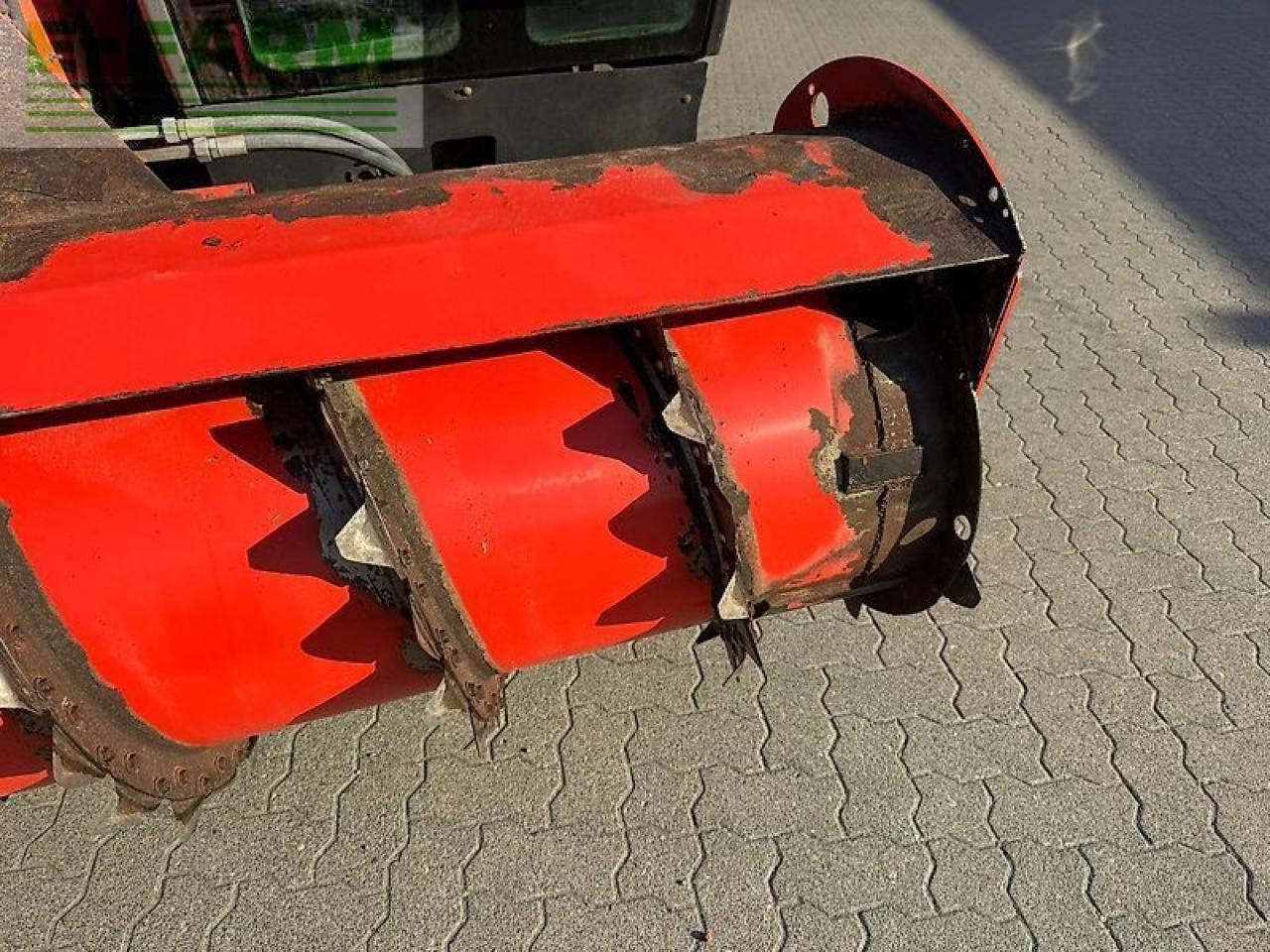 Kuhn spv 14m3 - Állattartás gépei: 3 kép. Kuhn spv 14m3 - Állattartás gépei: 3 kép.