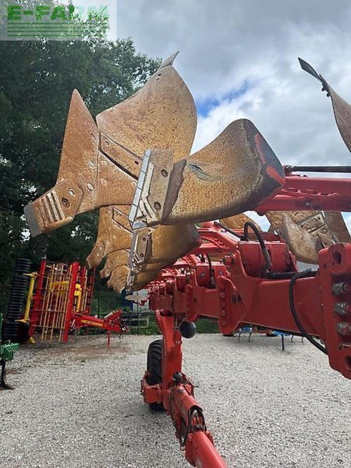 Kuhn vari-leader 8 nsh - Eke: 4 kép. Kuhn vari-leader 8 nsh - Eke: 4 kép.