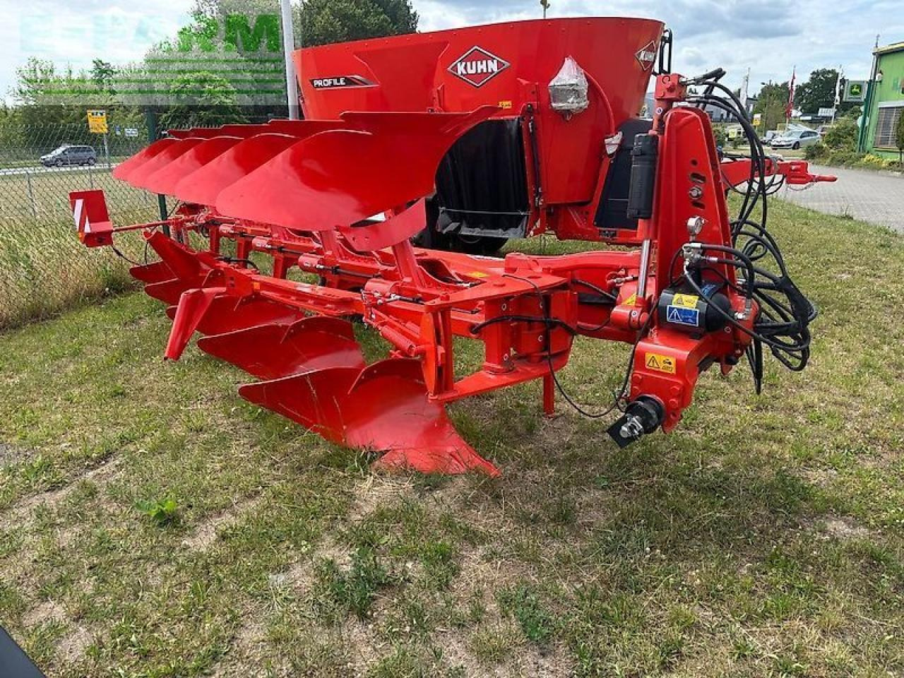 Kuhn vari-master 153 5 (4e+1) - Eke: 4 kép. Kuhn vari-master 153 5 (4e+1) - Eke: 4 kép.