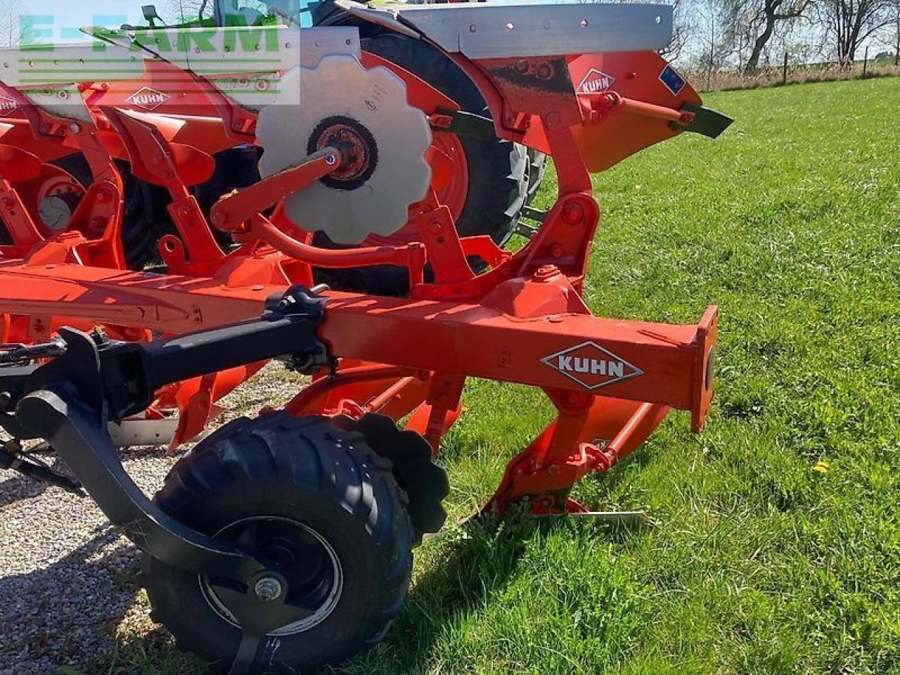 Kuhn vari-master 153 5e/6t96 - Eke: 3 kép. Kuhn vari-master 153 5e/6t96 - Eke: 3 kép.