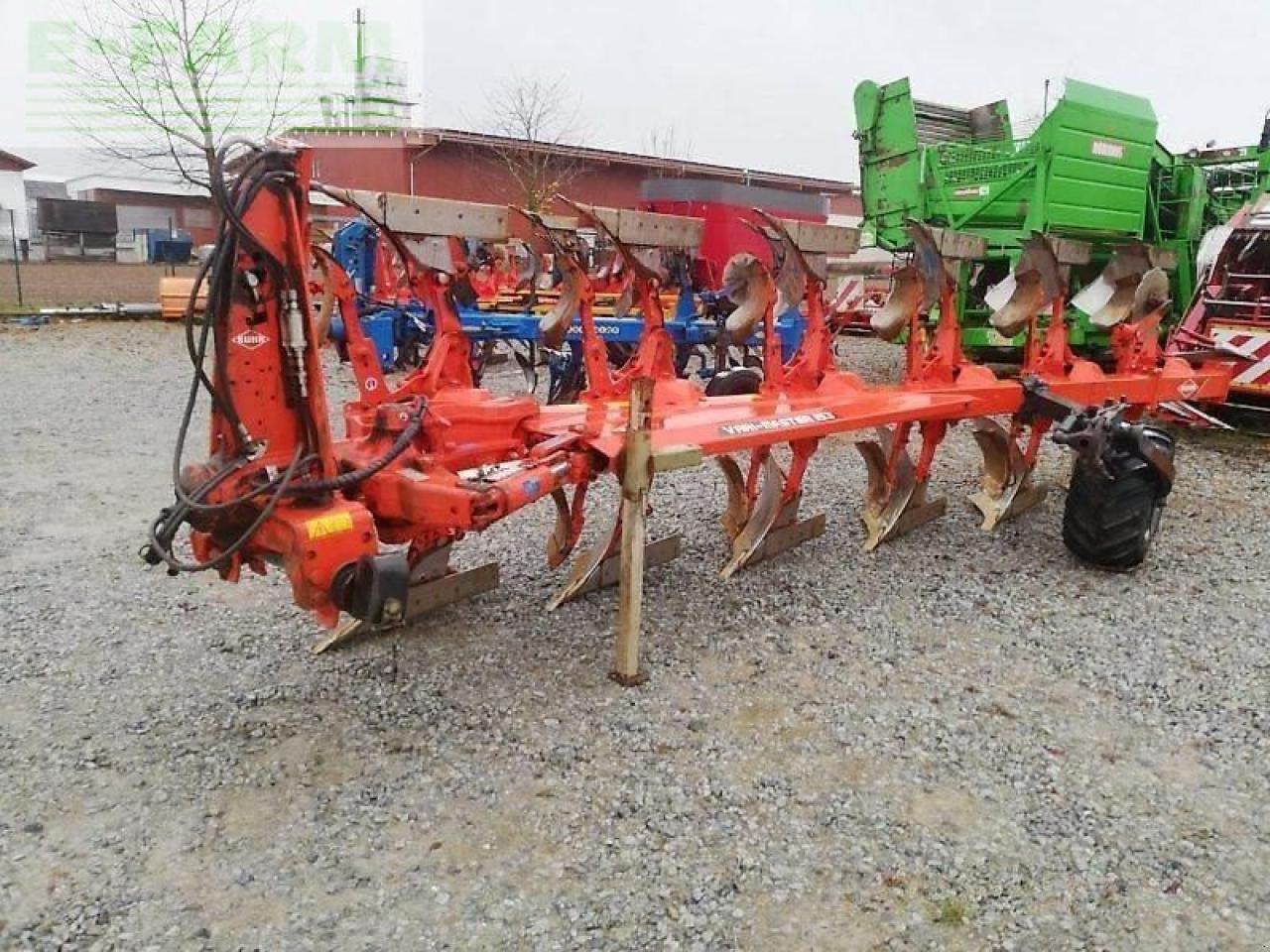 Kuhn vari-master 153 - Eke: 2 kép. Kuhn vari-master 153 - Eke: 2 kép.