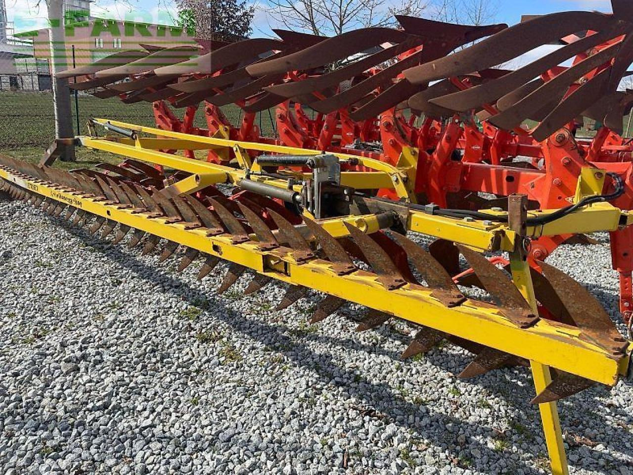 Kuhn vari-master 153 mit schollencracker - Eke: 3 kép. Kuhn vari-master 153 mit schollencracker - Eke: 3 kép.