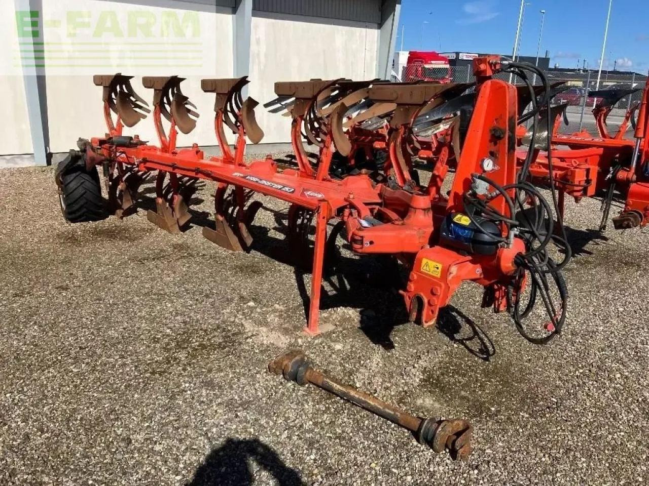 Kuhn vari-master 153 nsh 4+1 - Eke: 1 kép. Kuhn vari-master 153 nsh 4+1 - Eke: 1 kép.