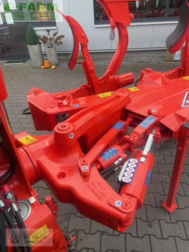 Kuhn varimaster 153 - Eke: 5 kép. Kuhn varimaster 153 - Eke: 5 kép.