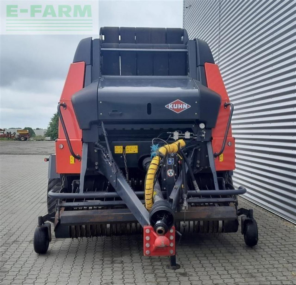 Kuhn vbp 2190 - Kocka bálázó: 2 kép. Kuhn vbp 2190 - Kocka bálázó: 2 kép.