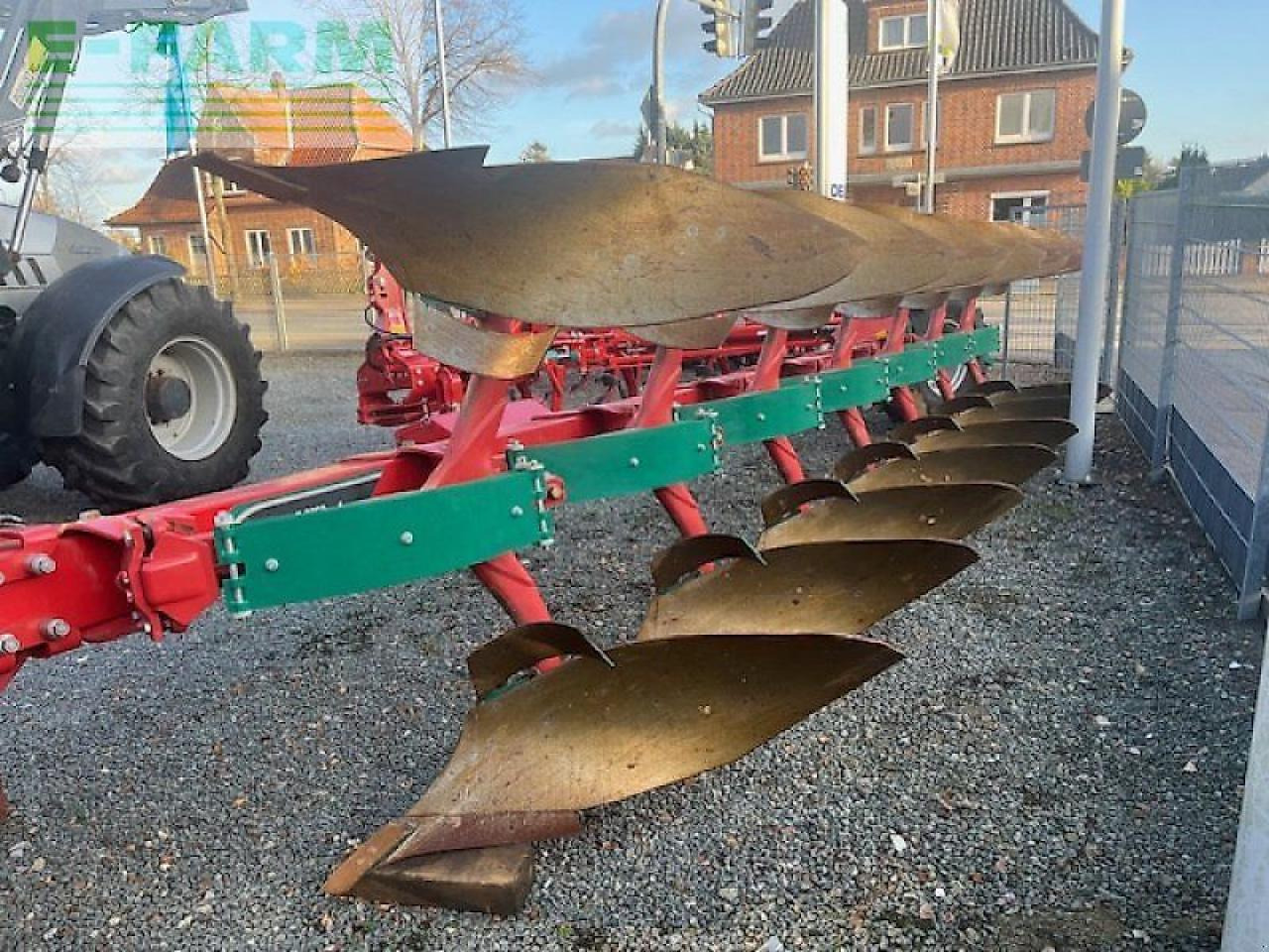 Kverneland 6300 s - Eke: 1 kép. Kverneland 6300 s - Eke: 1 kép.