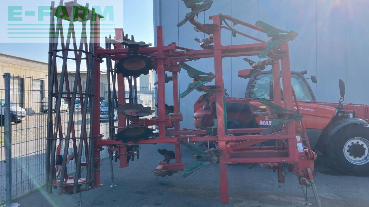 Kverneland SCLD 11 55 - Kultivátor: 5 kép. Kverneland SCLD 11 55 - Kultivátor: 5 kép.