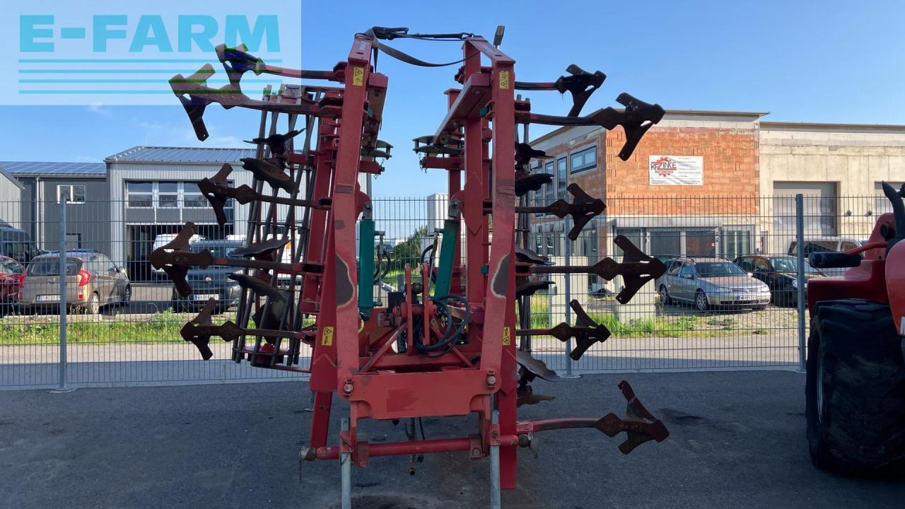 Kverneland SCLD 11 55 - Kultivátor: 3 kép. Kverneland SCLD 11 55 - Kultivátor: 3 kép.