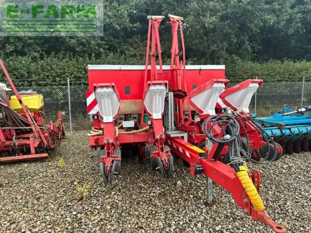 Kverneland e drive optima hd 8 rækket - Precíziós vetőgép: 1 kép. Kverneland e drive optima hd 8 rækket - Precíziós vetőgép: 1 kép.