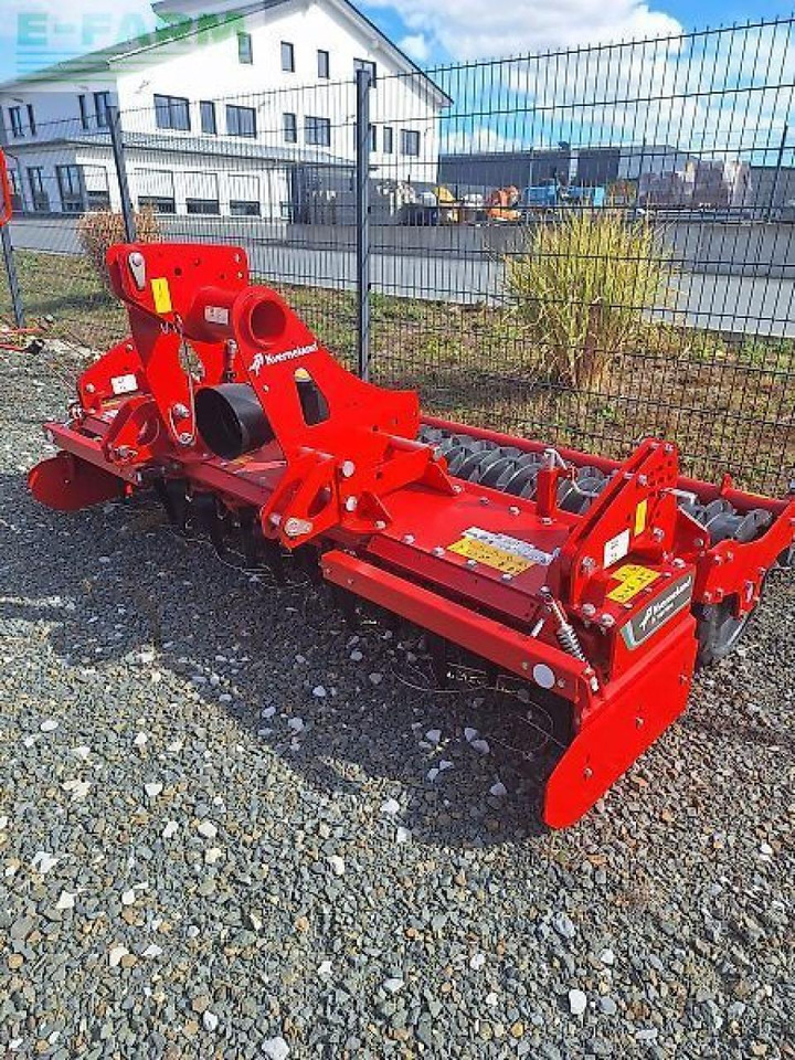 Kverneland h-series 3,00m - Tárcsás borona: 4 kép. Kverneland h-series 3,00m - Tárcsás borona: 4 kép.
