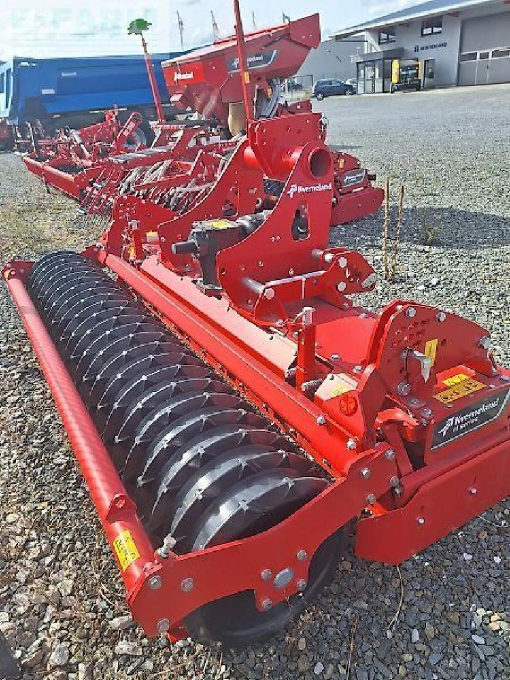 Kverneland h-series 3,00m - Tárcsás borona: 3 kép. Kverneland h-series 3,00m - Tárcsás borona: 3 kép.