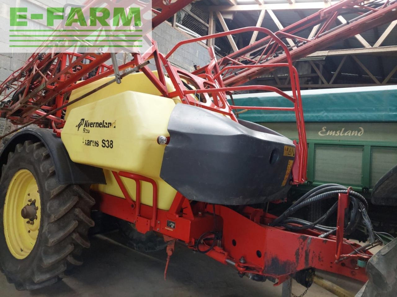 Kverneland ikarus s38 - Vontatott permetezők: 1 kép. Kverneland ikarus s38 - Vontatott permetezők: 1 kép.