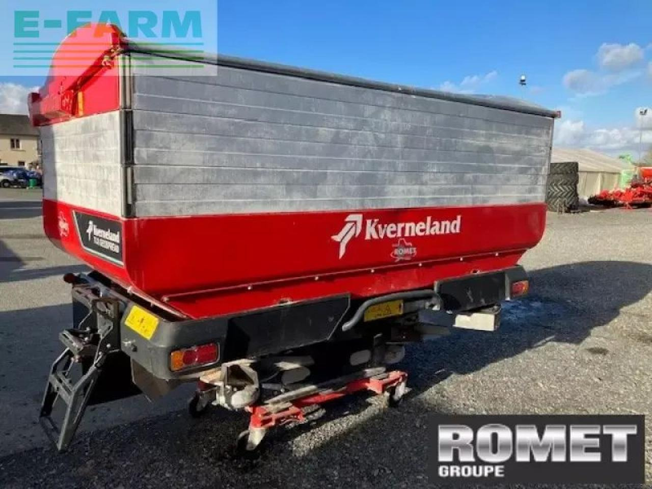 Kverneland tlx3900geospread - Műtrágyaszóró: 5 kép. Kverneland tlx3900geospread - Műtrágyaszóró: 5 kép.