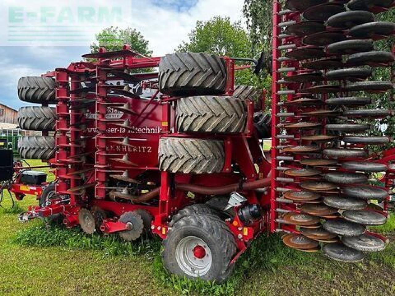 Szemenkénti vetőgép Kverneland u drill 6001 demomaschine: 6 kép.