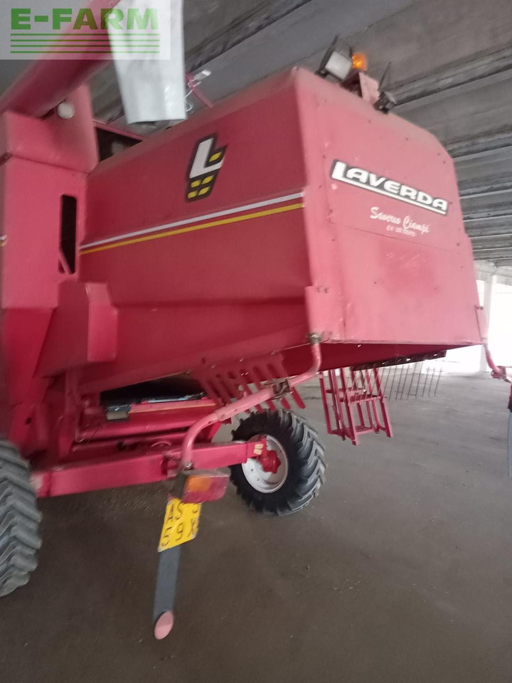 Laverda 1950 lx. - Kombájn: 2 kép. Laverda 1950 lx. - Kombájn: 2 kép.