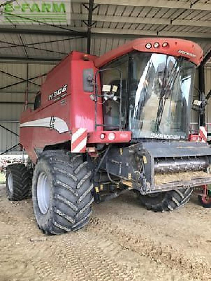 Laverda m306 - Kombájn: 1 kép. Laverda m306 - Kombájn: 1 kép.