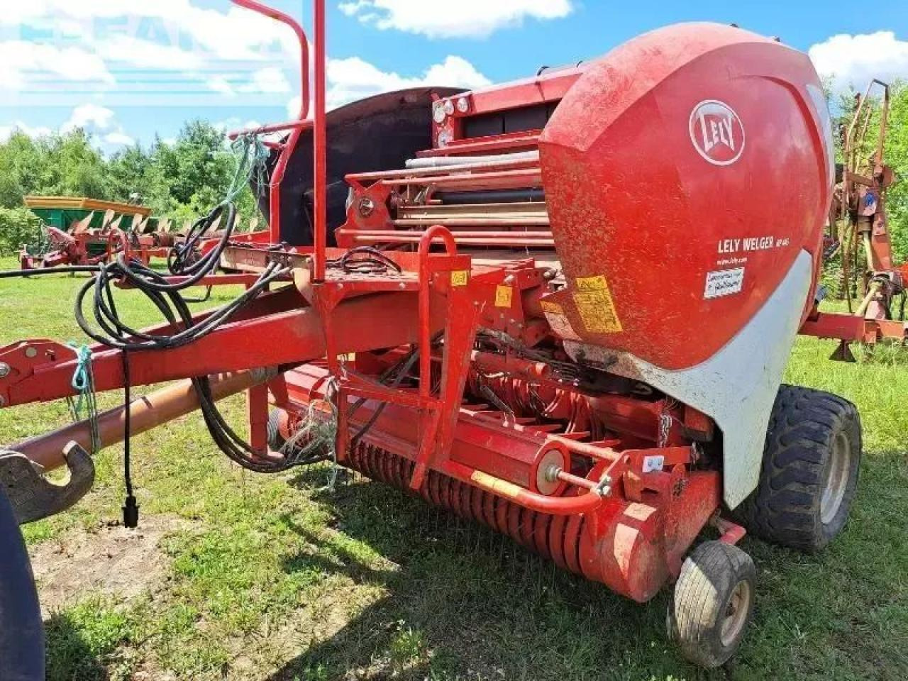 Lely rp 445 - Kocka bálázó: 3 kép. Lely rp 445 - Kocka bálázó: 3 kép.