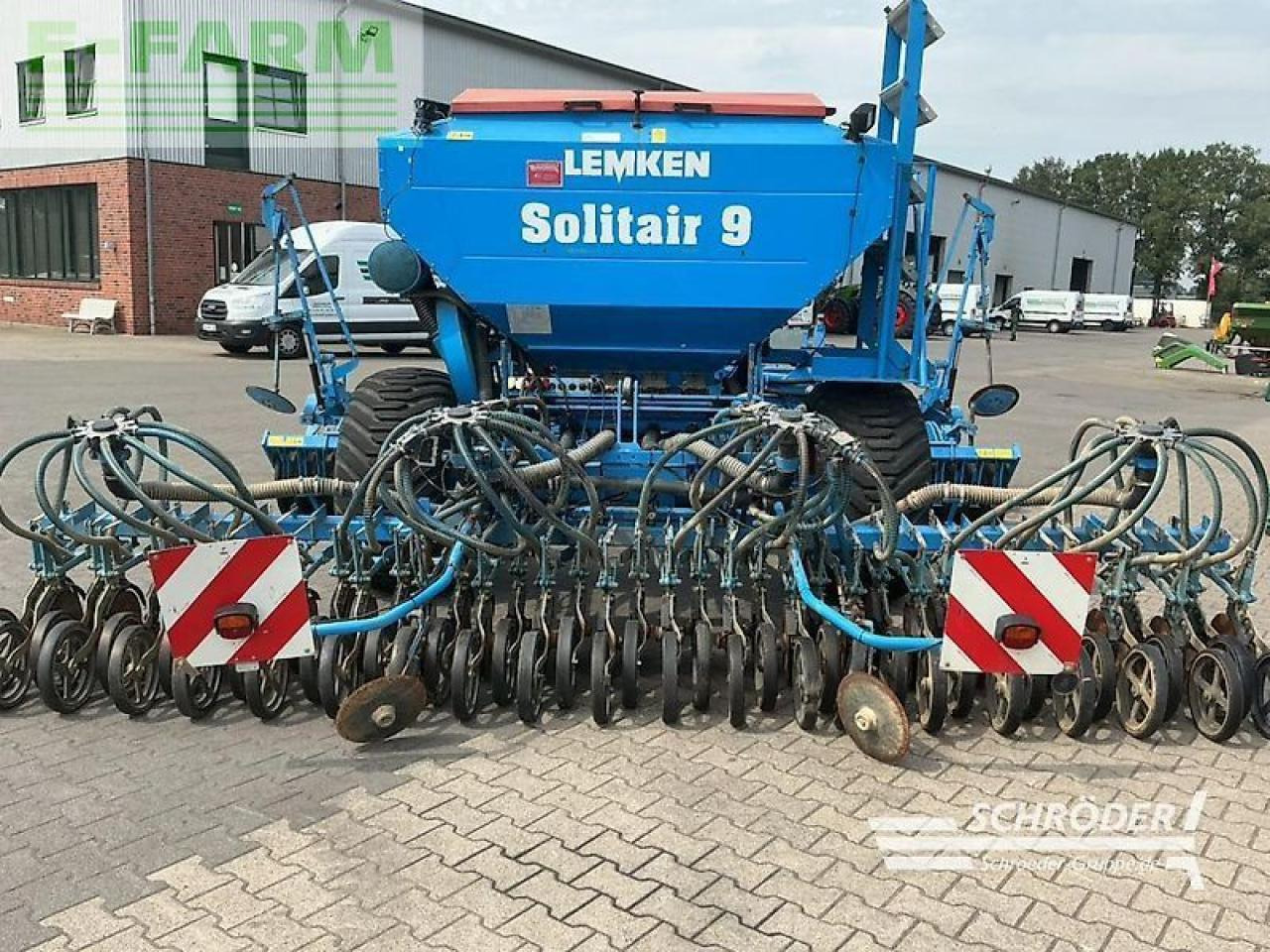 Lemken heliodor 8/500 ka + solitair 9 - Szemenkénti vetőgép: 2 kép. Lemken heliodor 8/500 ka + solitair 9 - Szemenkénti vetőgép: 2 kép.