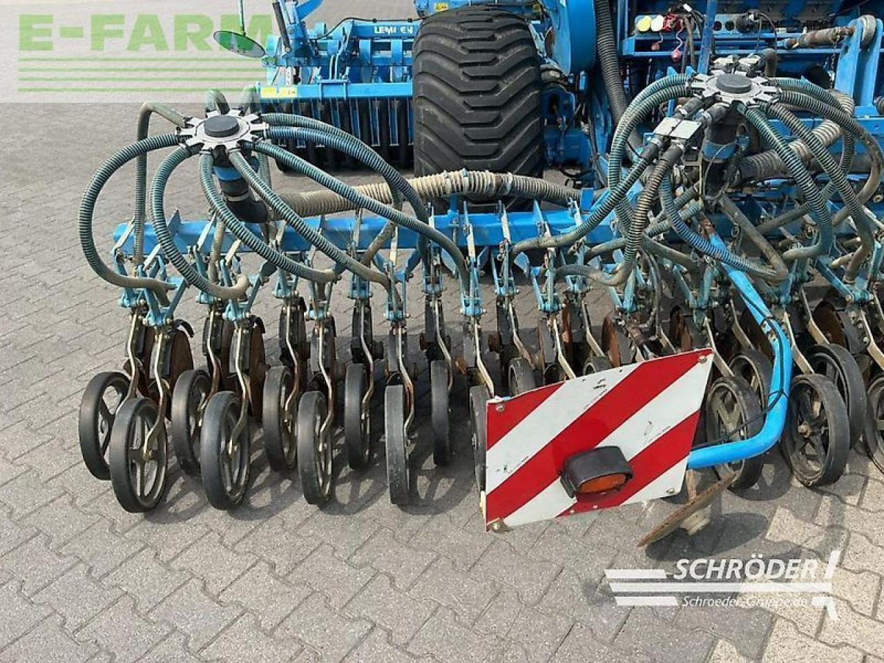 Lemken heliodor 8/500 ka + solitair 9 - Szemenkénti vetőgép: 3 kép. Lemken heliodor 8/500 ka + solitair 9 - Szemenkénti vetőgép: 3 kép.