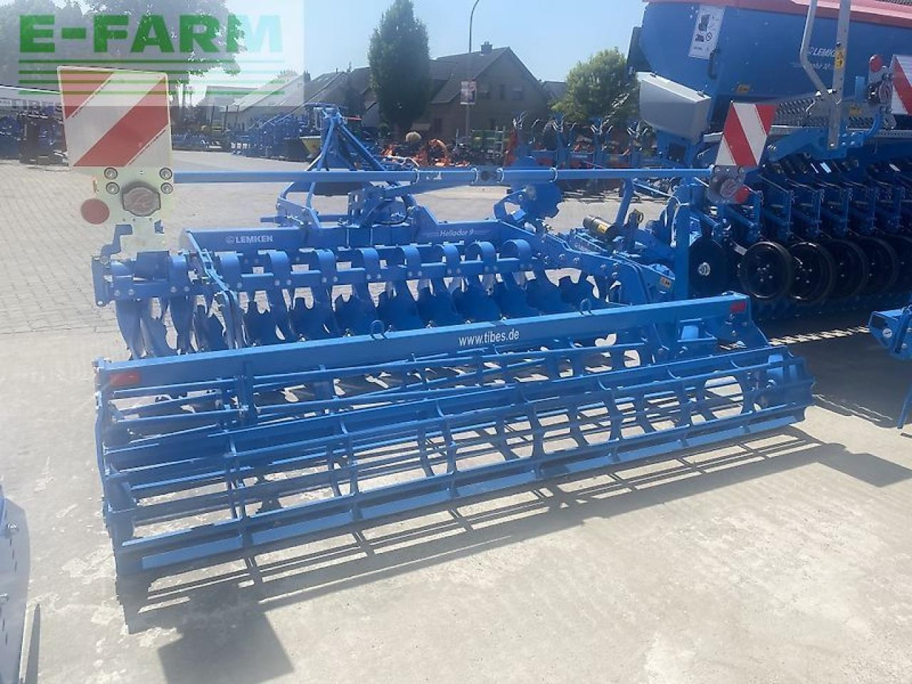 Lemken heliodor 9/300 - Tárcsás borona: 3 kép. Lemken heliodor 9/300 - Tárcsás borona: 3 kép.