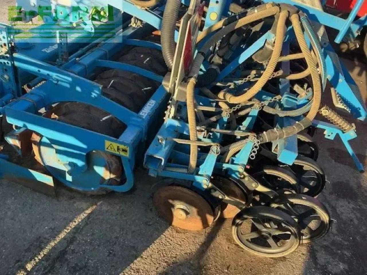 Kombinált vetőgép Lemken pneumatique: 8 kép.