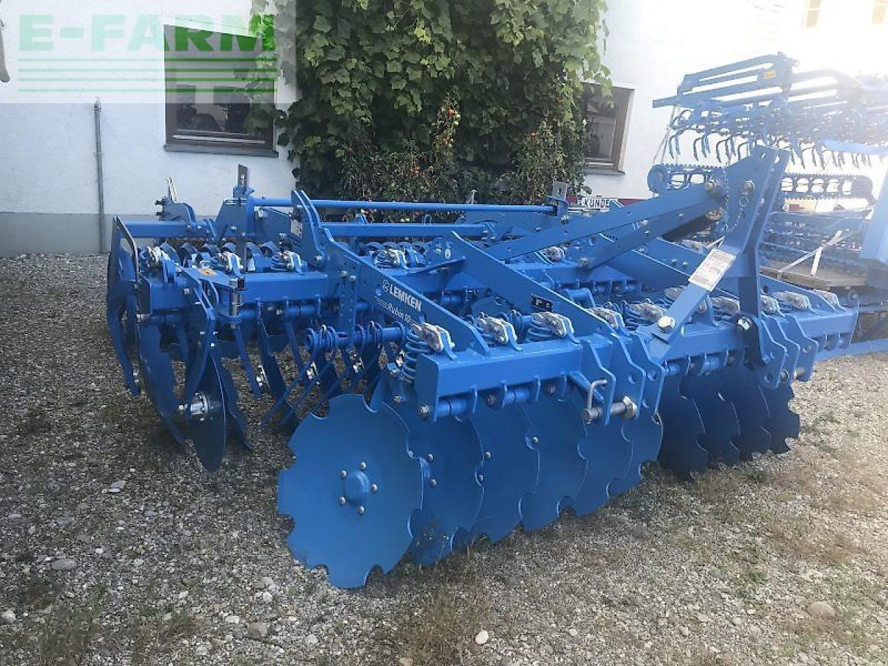 Lemken rubin 10/300 u - Tárcsás borona: 1 kép. Lemken rubin 10/300 u - Tárcsás borona: 1 kép.