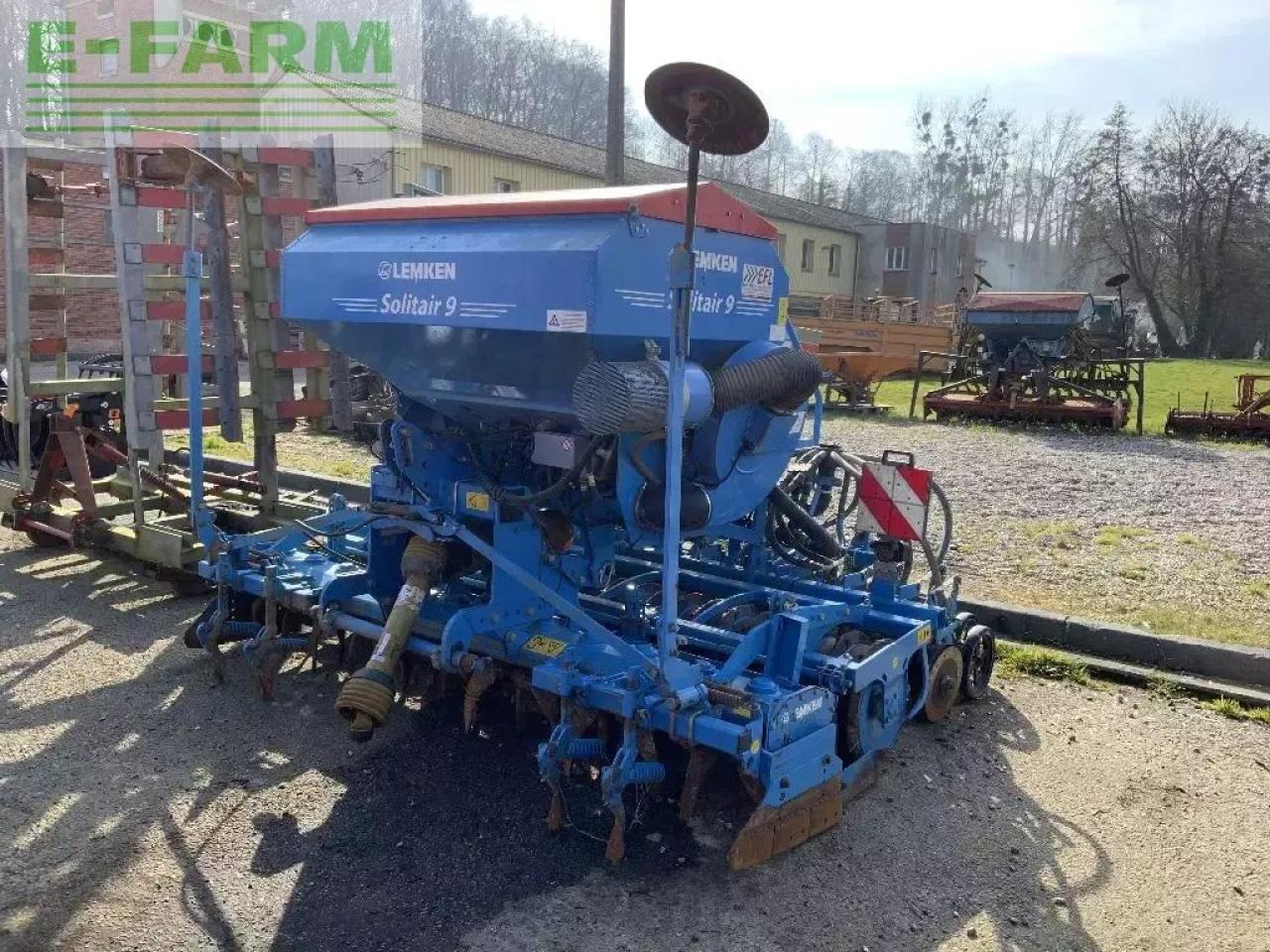 Lemken solitair 9/300 ds + zirkon 8/300 s - Precíziós vetőgép: 2 kép. Lemken solitair 9/300 ds + zirkon 8/300 s - Precíziós vetőgép: 2 kép.