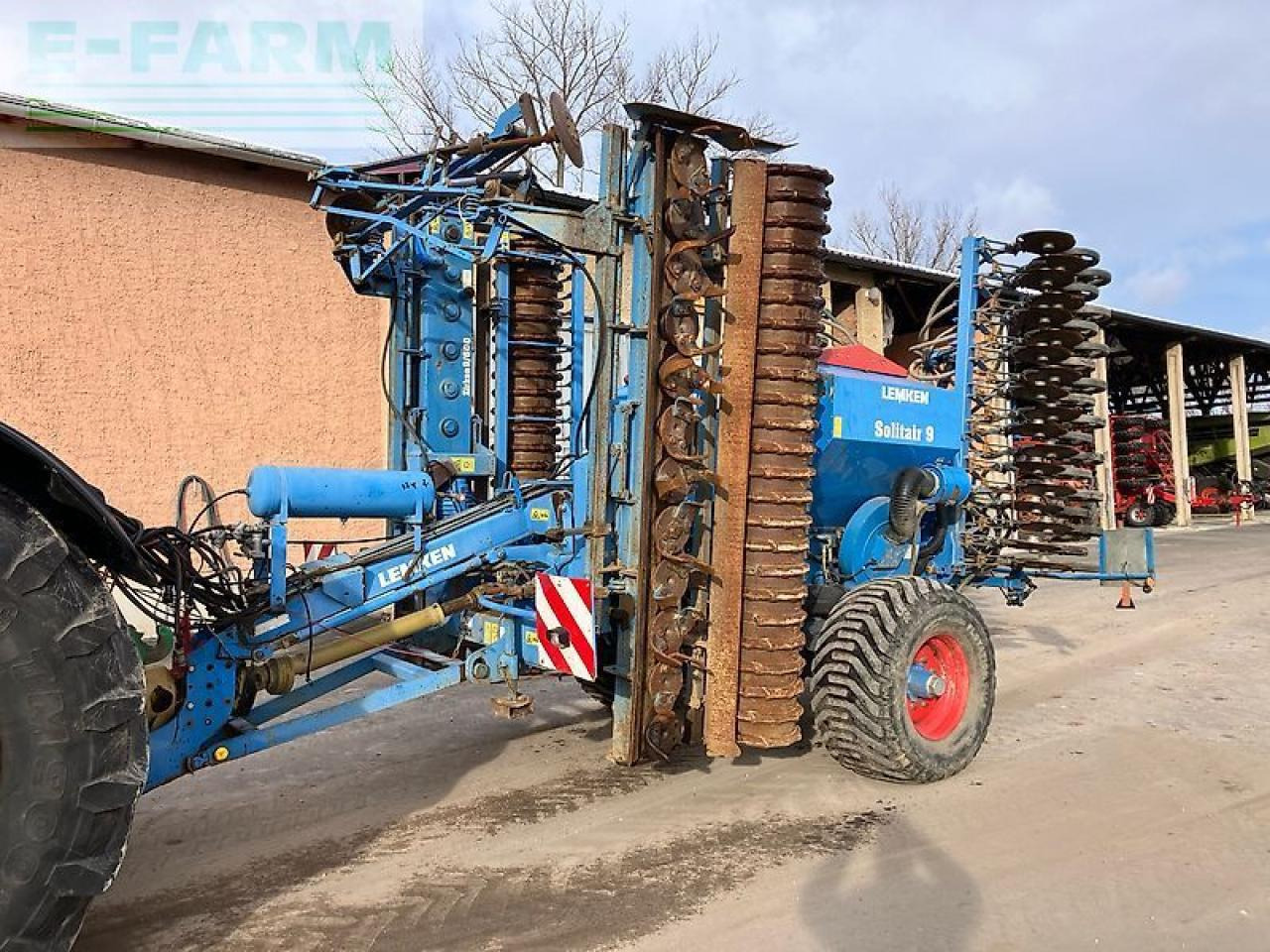 Lemken solitair 9/600 ka-ds mit zirkon 9/600 ka - Szemenkénti vetőgép: 2 kép. Lemken solitair 9/600 ka-ds mit zirkon 9/600 ka - Szemenkénti vetőgép: 2 kép.