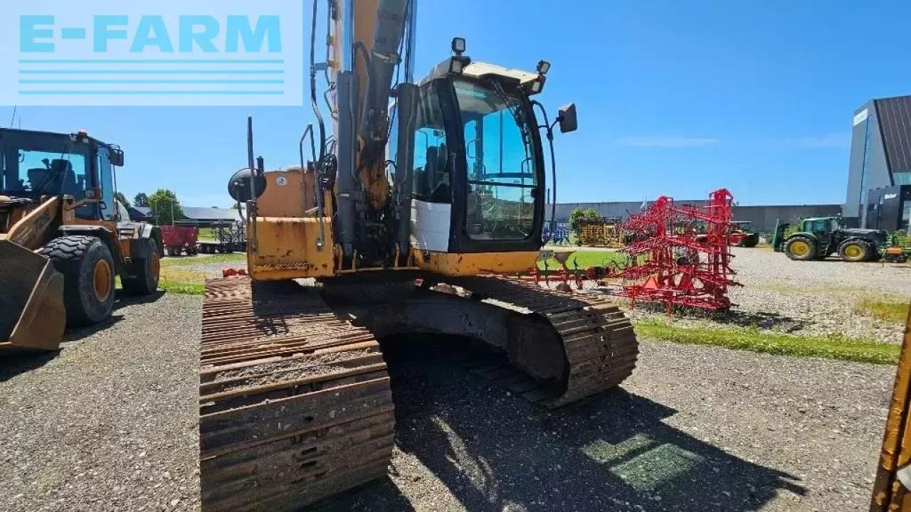 Liebherr r 926 lc - Lánctalpas kotró: 4 kép. Liebherr r 926 lc - Lánctalpas kotró: 4 kép.