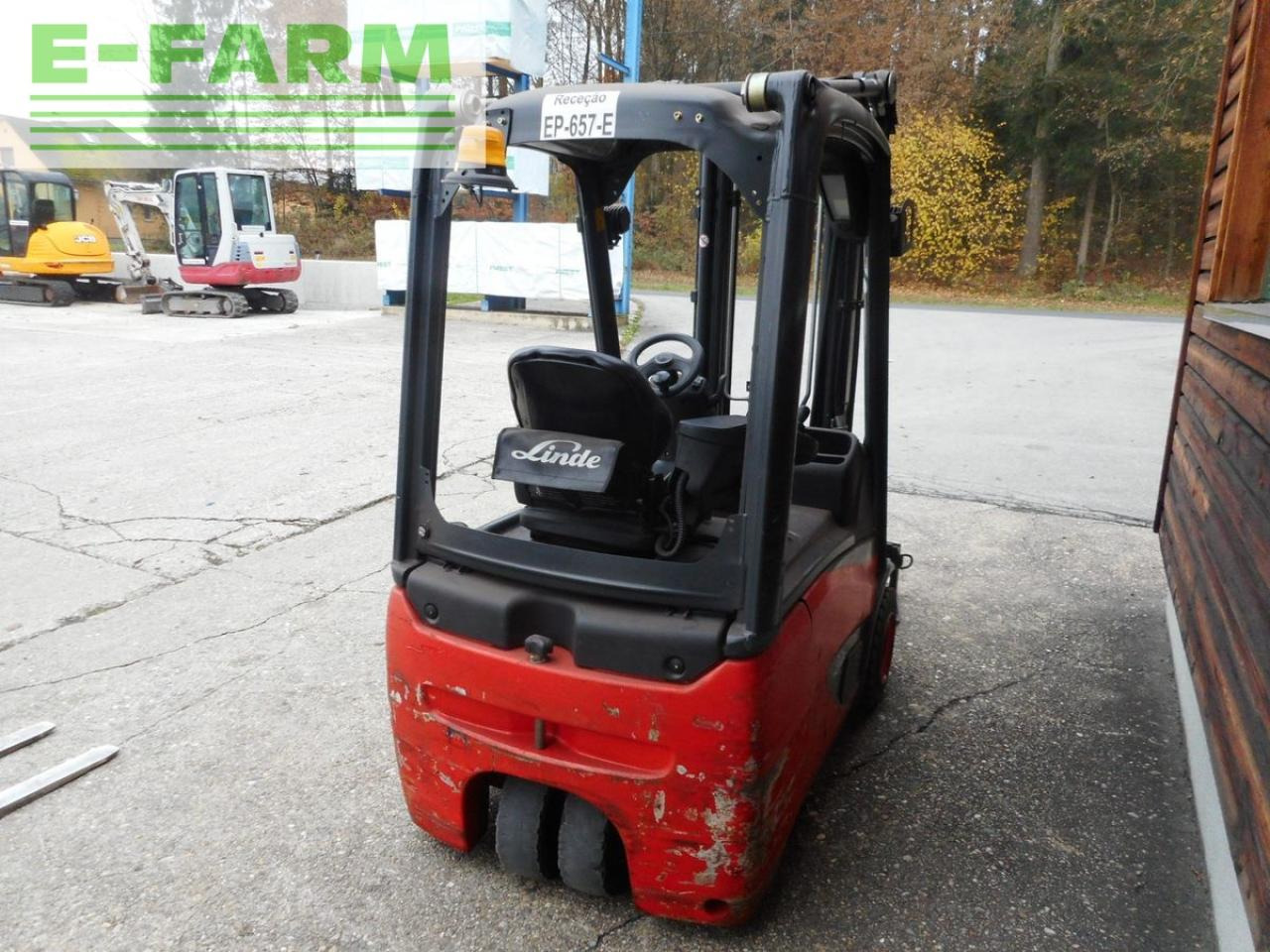 Linde 2 stk e16c-02 evo triplex 4,62 meter !! - Villás targonca: 3 kép. Linde 2 stk e16c-02 evo triplex 4,62 meter !! - Villás targonca: 3 kép.