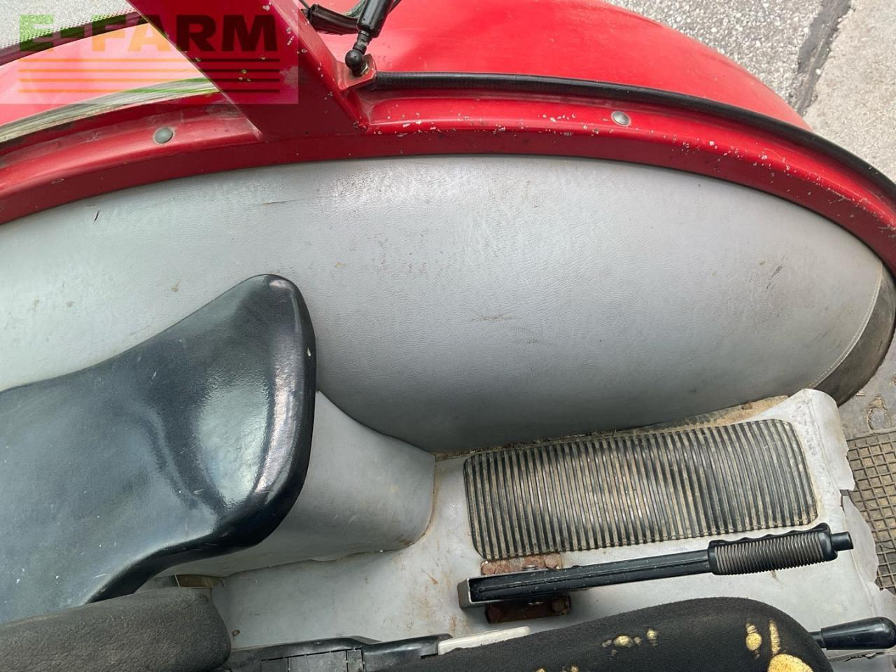 Traktor Lindner Geotrac 70: 23 kép. Traktor Lindner Geotrac 70: 23 kép.