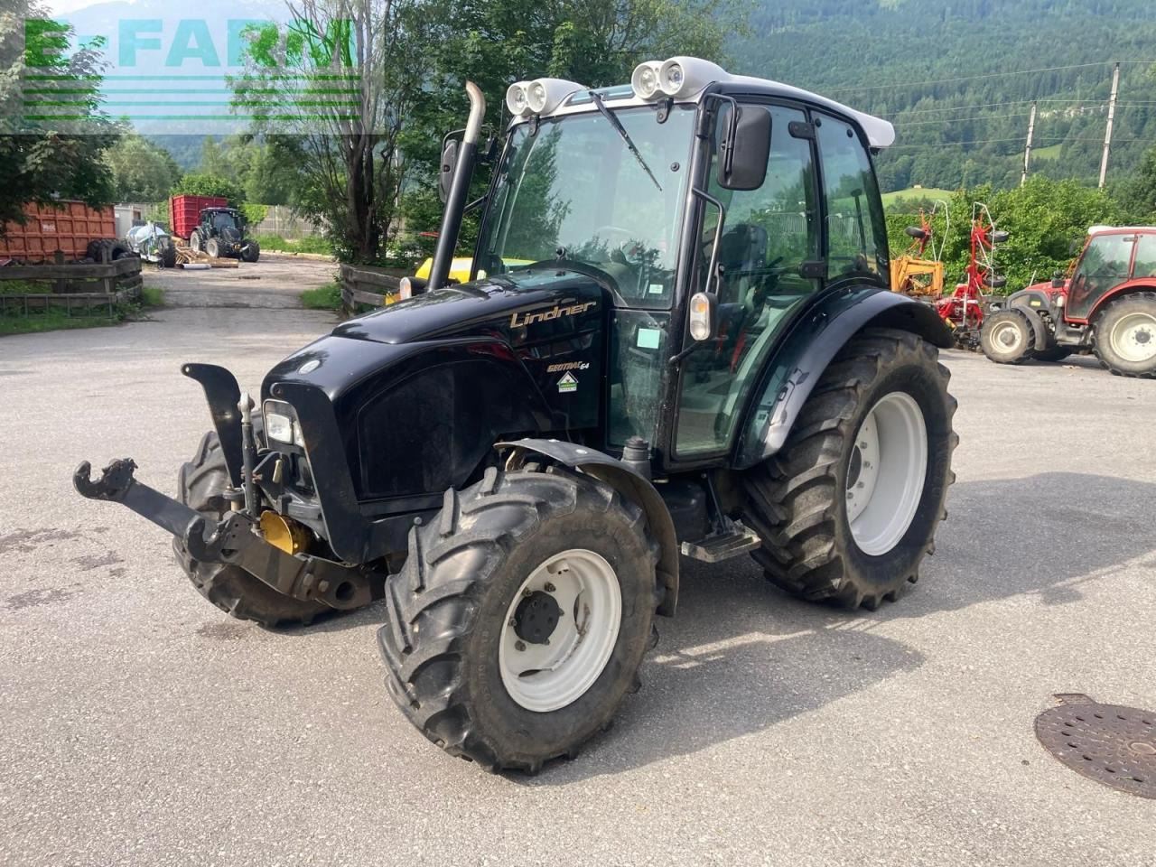 Lindner geotrac 64 alpin - Traktor: 4 kép. Lindner geotrac 64 alpin - Traktor: 4 kép.