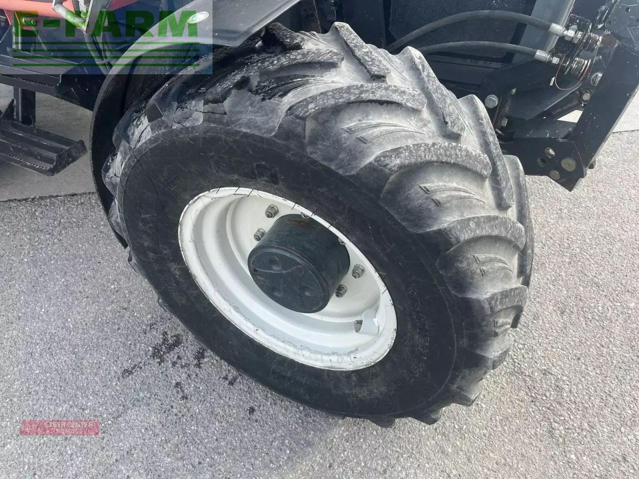 Lindner geotrac 73 mit hydrac frontlader - Traktor: 5 kép. Lindner geotrac 73 mit hydrac frontlader - Traktor: 5 kép.