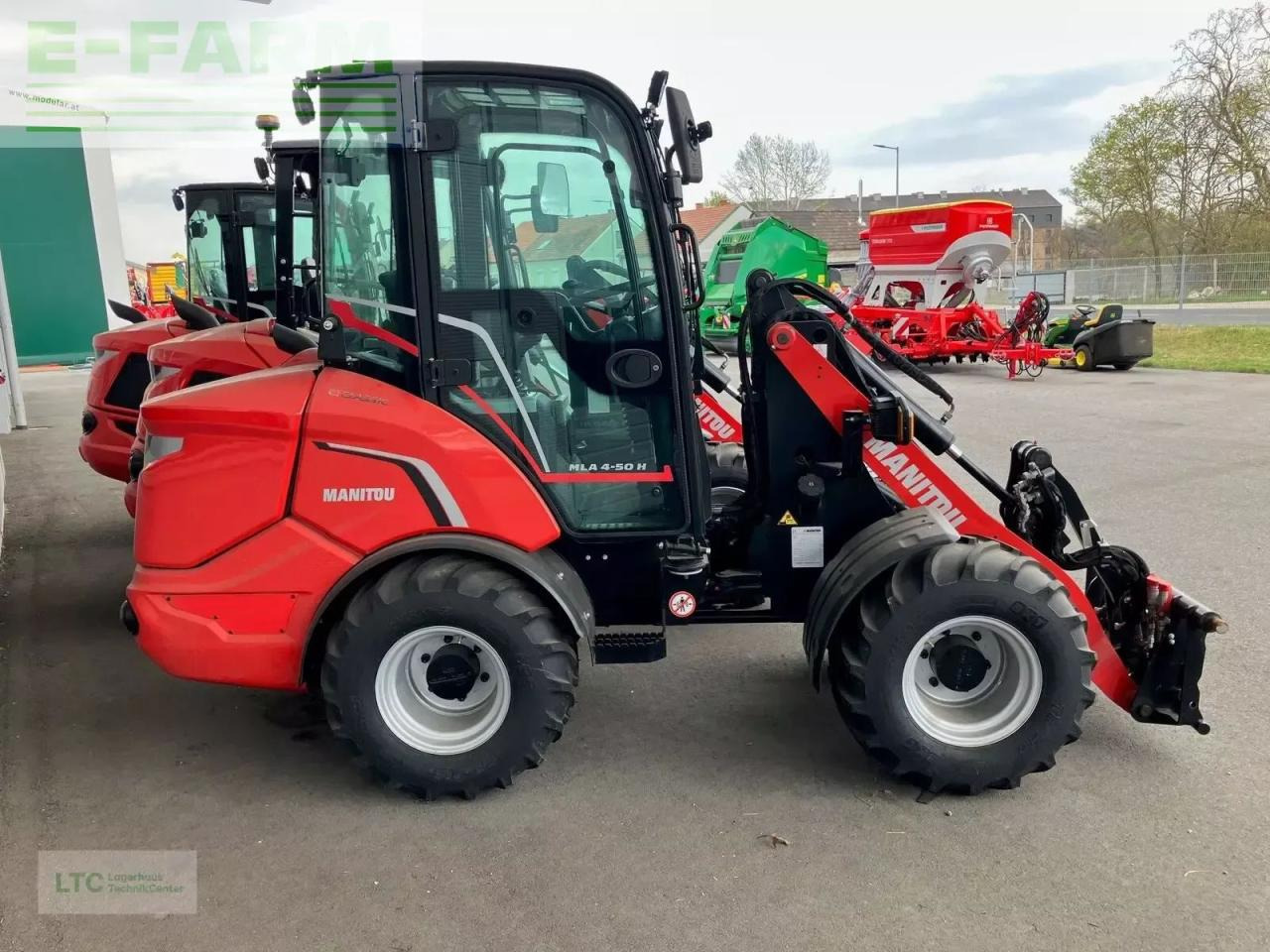 Manitou manitou mla 4-50 - Gumikerekes homlokrakodó: 3 kép. Manitou manitou mla 4-50 - Gumikerekes homlokrakodó: 3 kép.