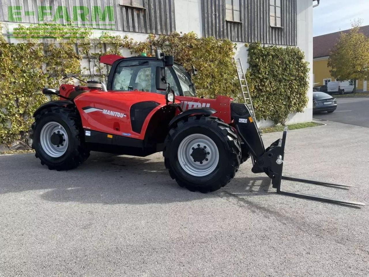 Manitou mt733 easy - Teleszkópos rakodó: 4 kép. Manitou mt733 easy - Teleszkópos rakodó: 4 kép.