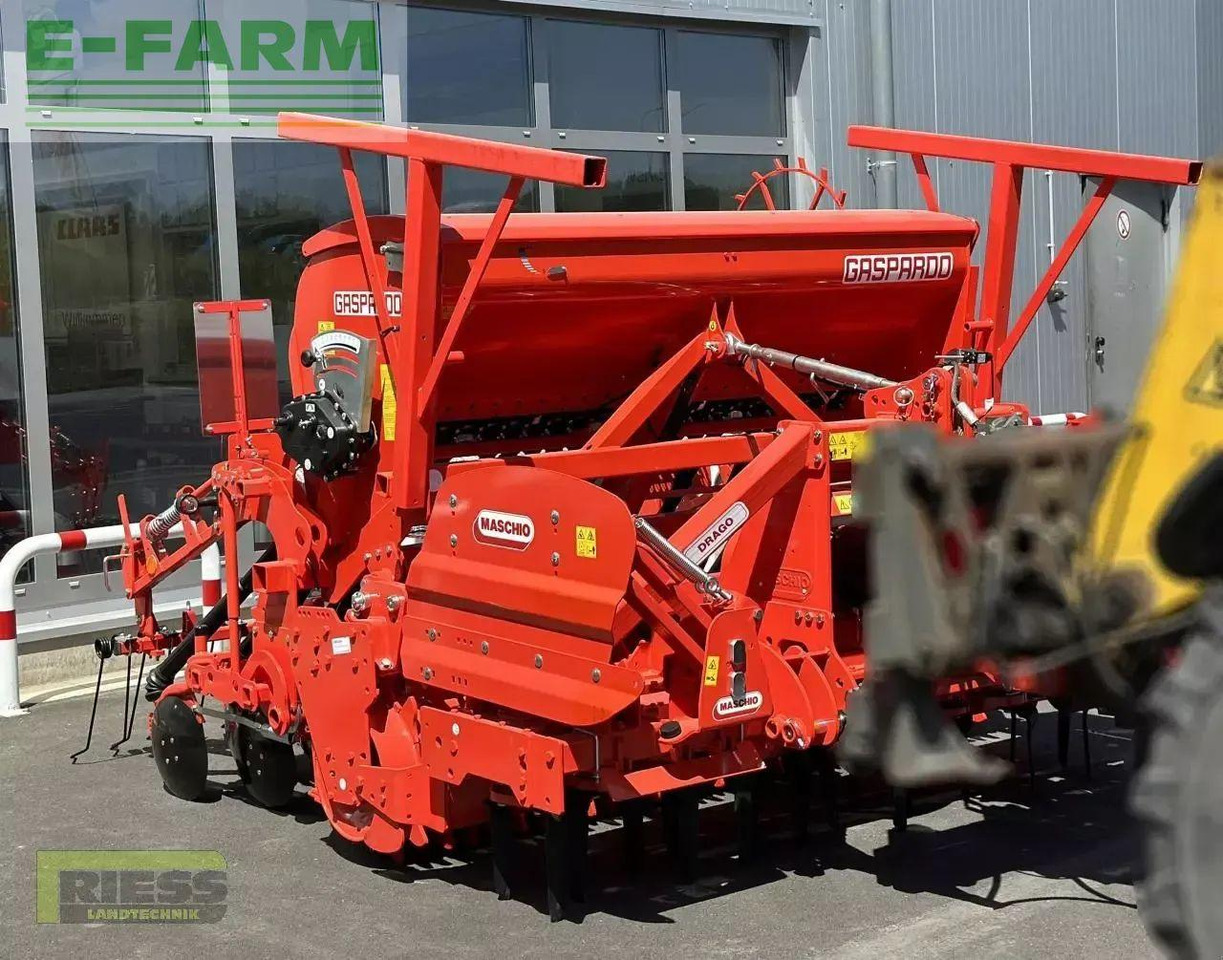 Maschio dama 250 20 corex dc-classic 2500 - Kombinált vetőgép: 4 kép. Maschio dama 250 20 corex dc-classic 2500 - Kombinált vetőgép: 4 kép.