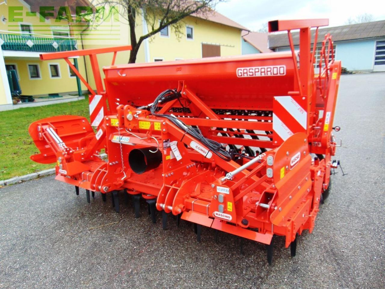 Maschio dama dc combi 3000 säkombination - Kombinált vetőgép: 2 kép. Maschio dama dc combi 3000 säkombination - Kombinált vetőgép: 2 kép.