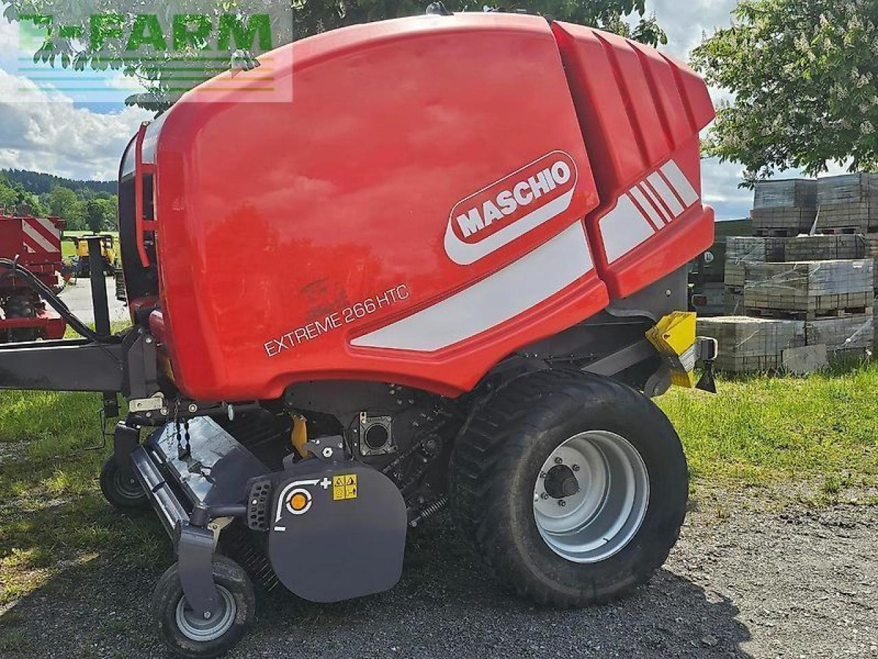 Maschio extreme 266 htc - Kocka bálázó: 3 kép. Maschio extreme 266 htc - Kocka bálázó: 3 kép.