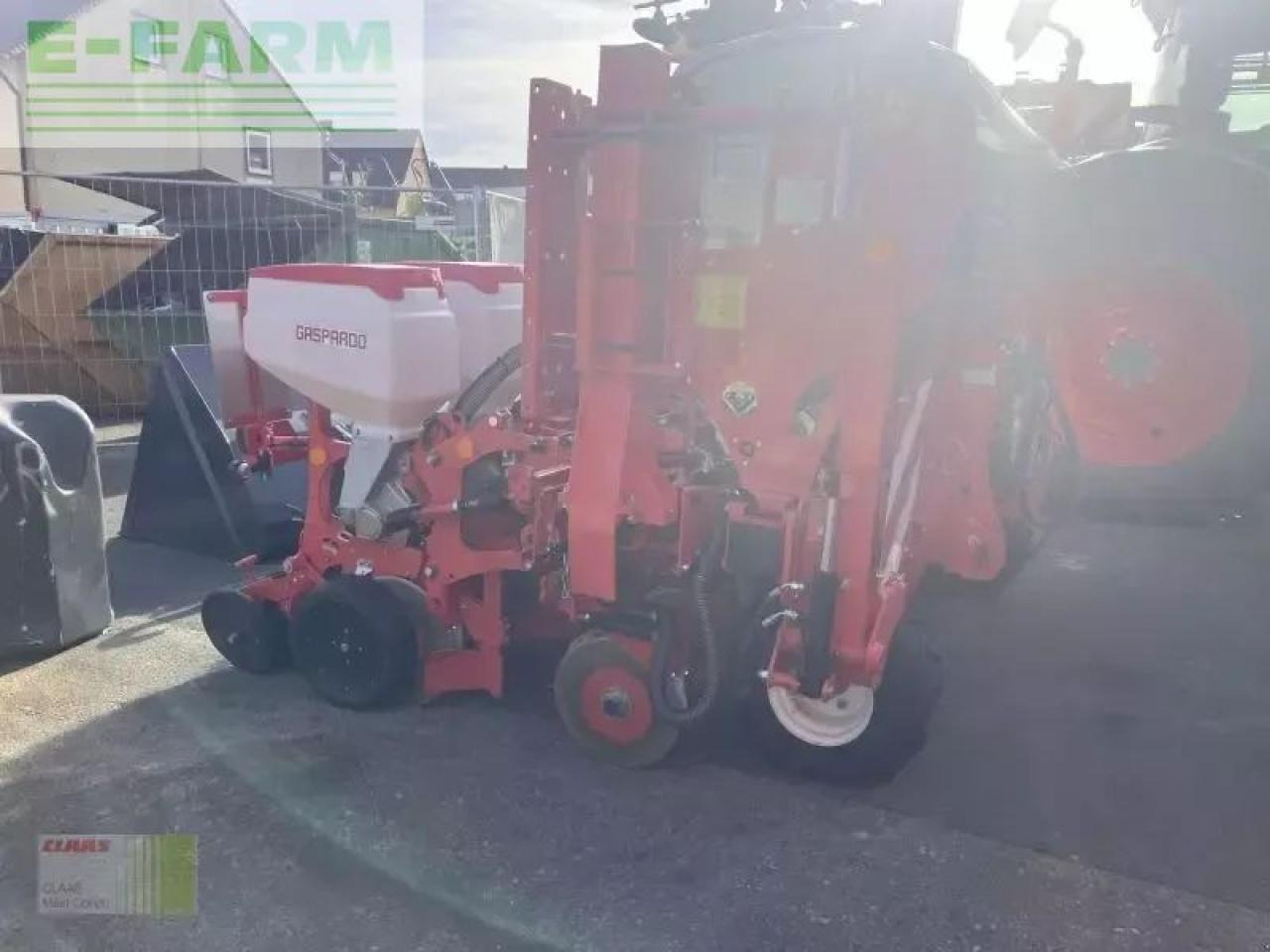 Maschio maga r6 rows mit düngerstreuer - Precíziós vetőgép: 5 kép. Maschio maga r6 rows mit düngerstreuer - Precíziós vetőgép: 5 kép.