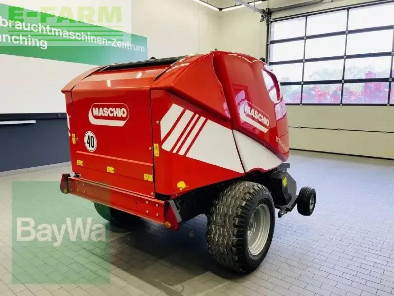 Maschio mondiale 110 - Kocka bálázó: 5 kép. Maschio mondiale 110 - Kocka bálázó: 5 kép.