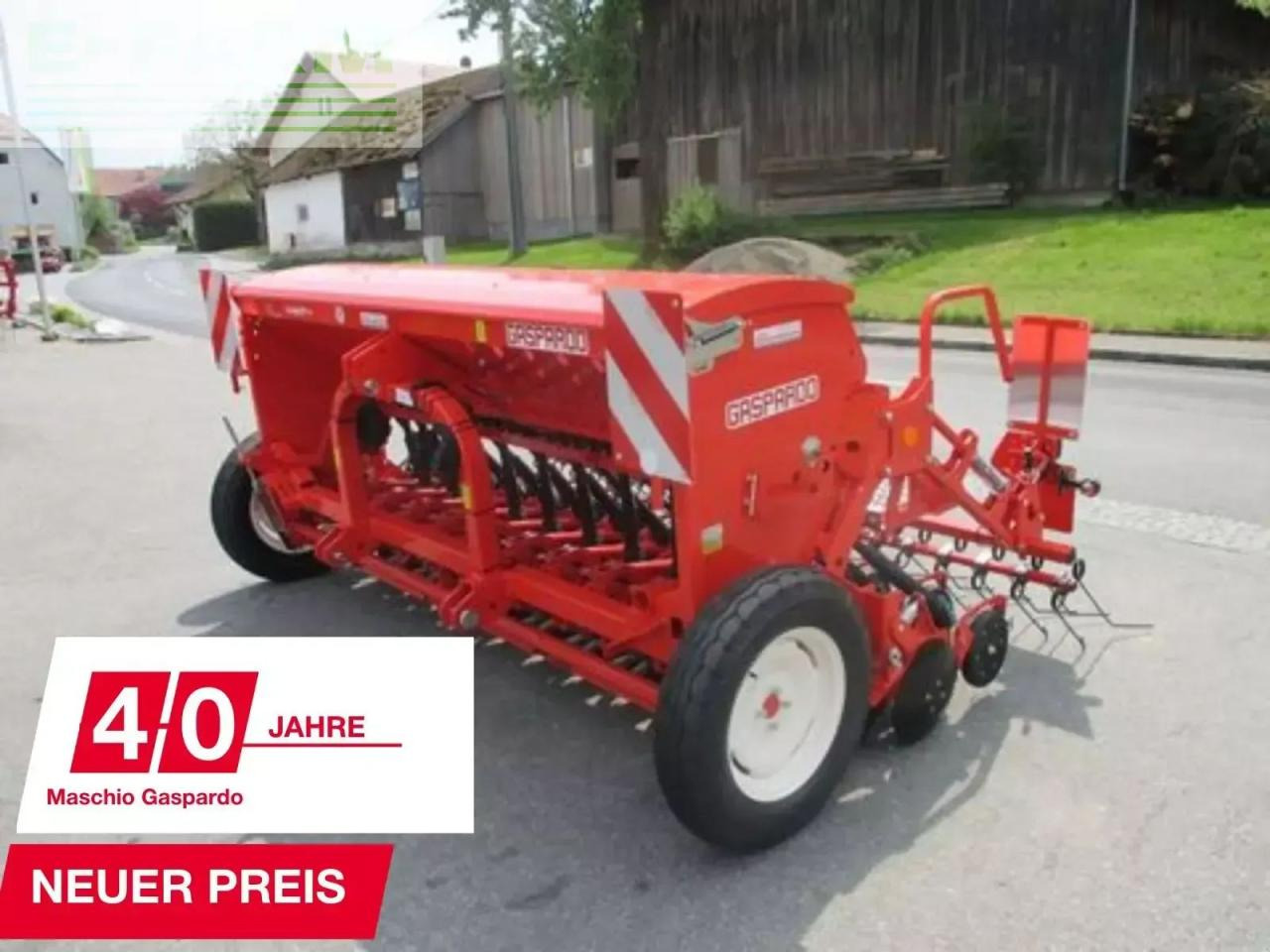 Maschio nina 300 corex sämaschine - Szemenkénti vetőgép: 1 kép. Maschio nina 300 corex sämaschine - Szemenkénti vetőgép: 1 kép.