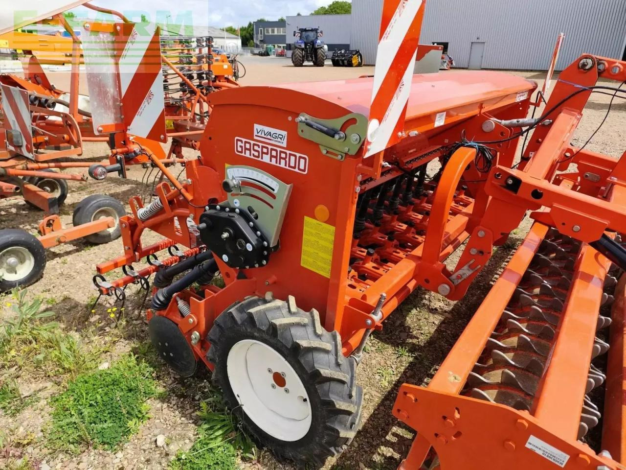 Maschio rapido dmr 3000 + nina 300 - Kombinált vetőgép: 5 kép. Maschio rapido dmr 3000 + nina 300 - Kombinált vetőgép: 5 kép.