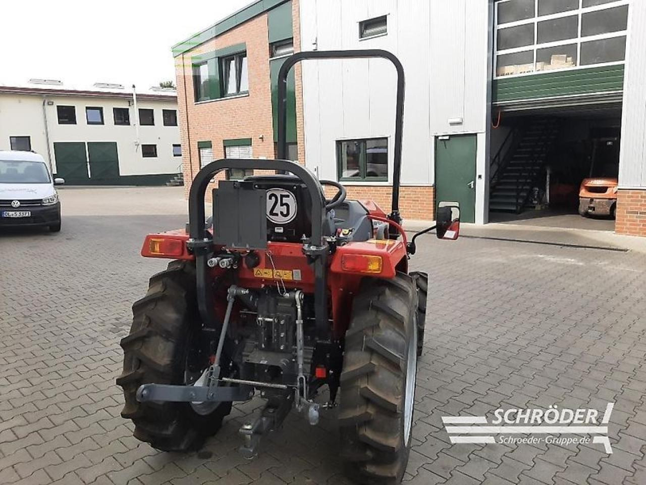 Massey Ferguson 1740 e mp ( iseki tle 3410 al ) - Traktor: 3 kép. Massey Ferguson 1740 e mp ( iseki tle 3410 al ) - Traktor: 3 kép.