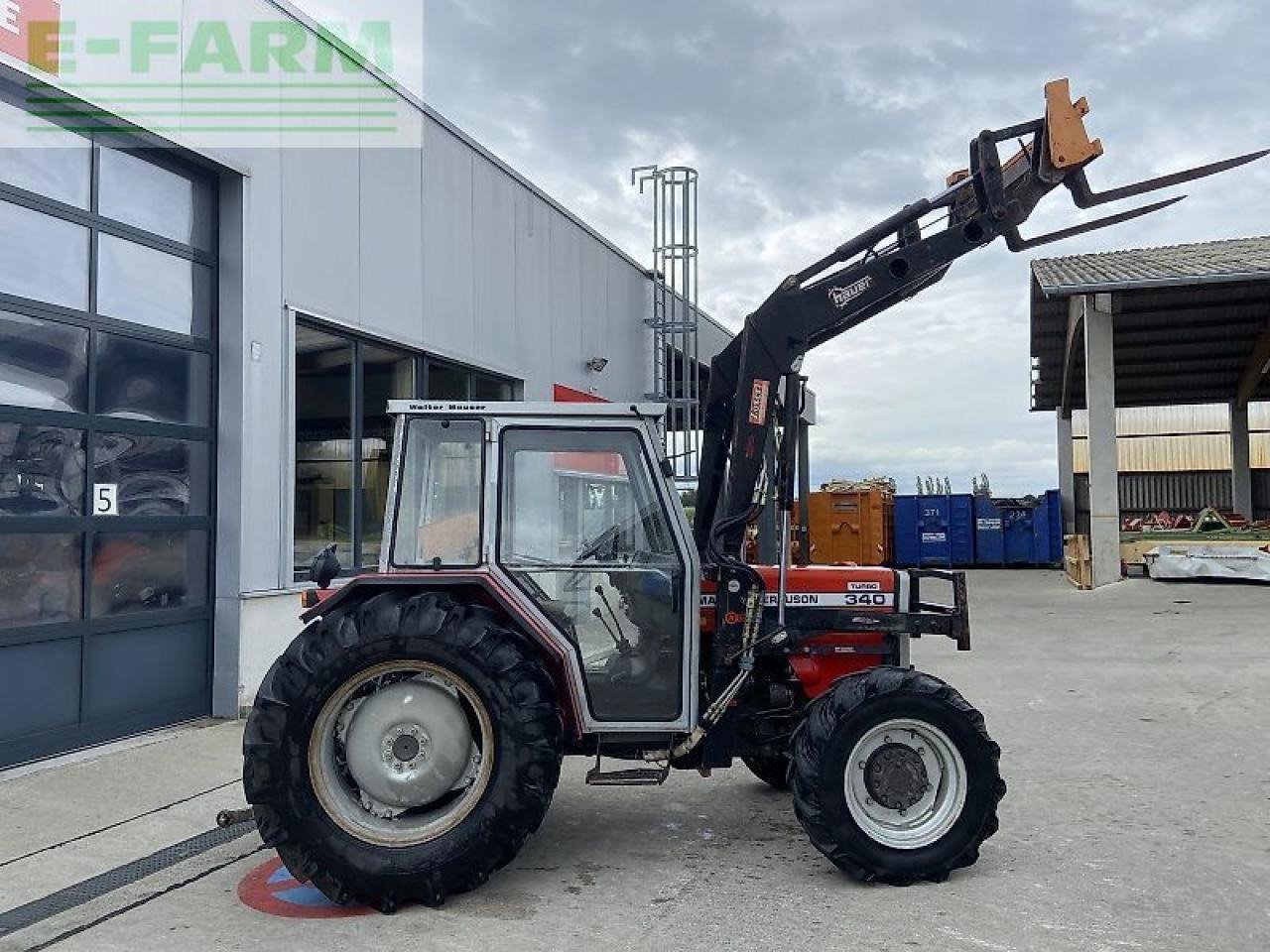 Massey Ferguson 340 - Traktor: 4 kép. Massey Ferguson 340 - Traktor: 4 kép.