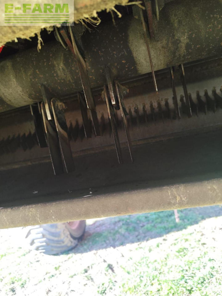 Kombájn Massey Ferguson 38: 21 kép.