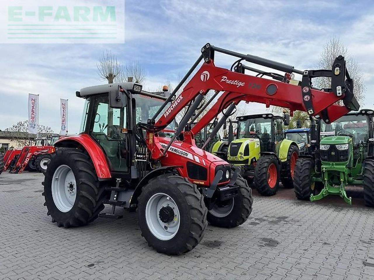 Massey Ferguson 5455 + faucheux prestige 120 - Traktor: 4 kép. Massey Ferguson 5455 + faucheux prestige 120 - Traktor: 4 kép.