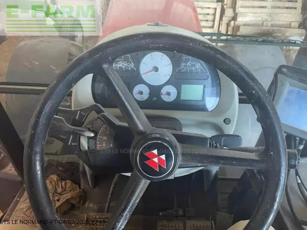 Massey Ferguson 6475 dyna 6 - Traktor: 2 kép. Massey Ferguson 6475 dyna 6 - Traktor: 2 kép.