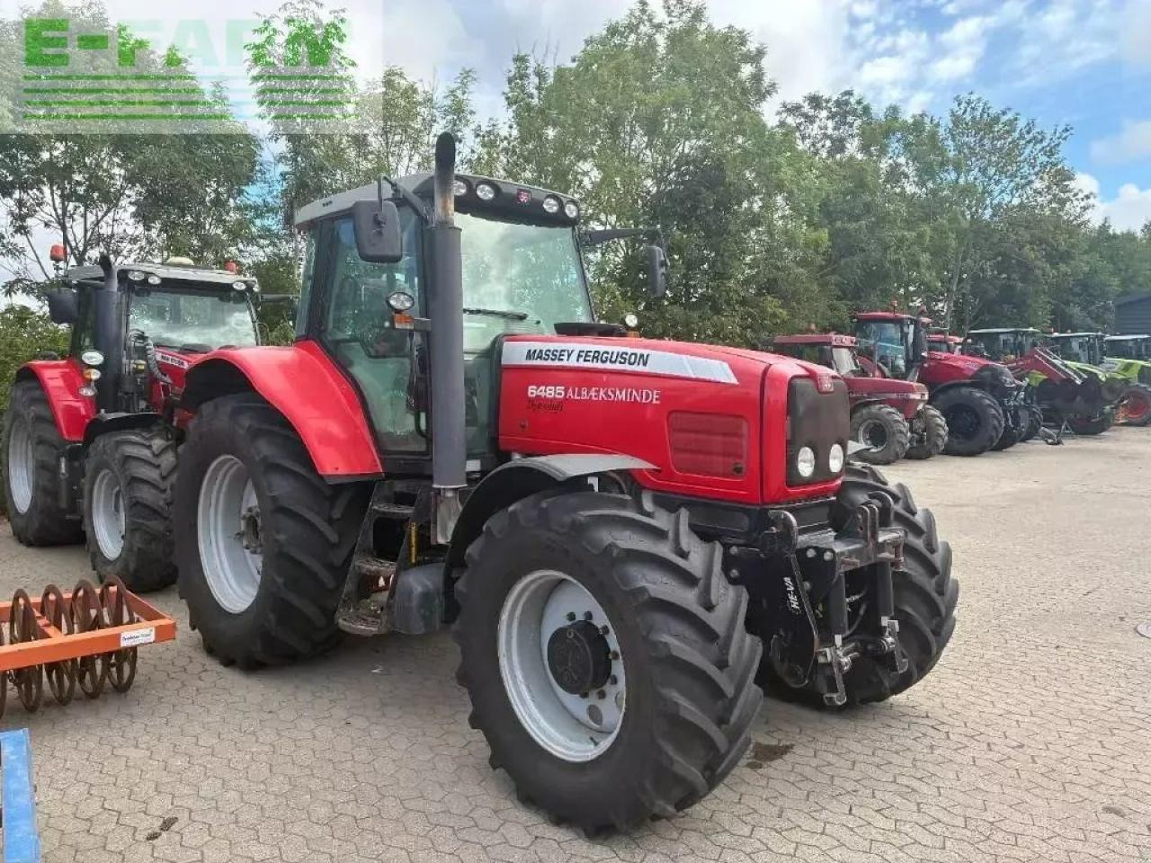 Massey Ferguson 6485 - Traktor: 3 kép. Massey Ferguson 6485 - Traktor: 3 kép.