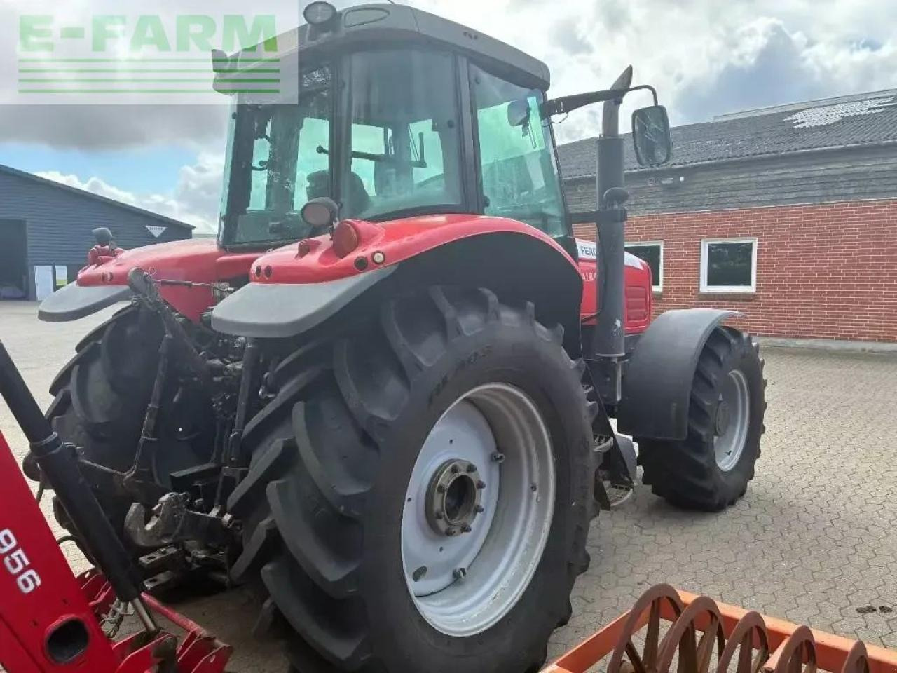 Massey Ferguson 6485 - Traktor: 4 kép. Massey Ferguson 6485 - Traktor: 4 kép.