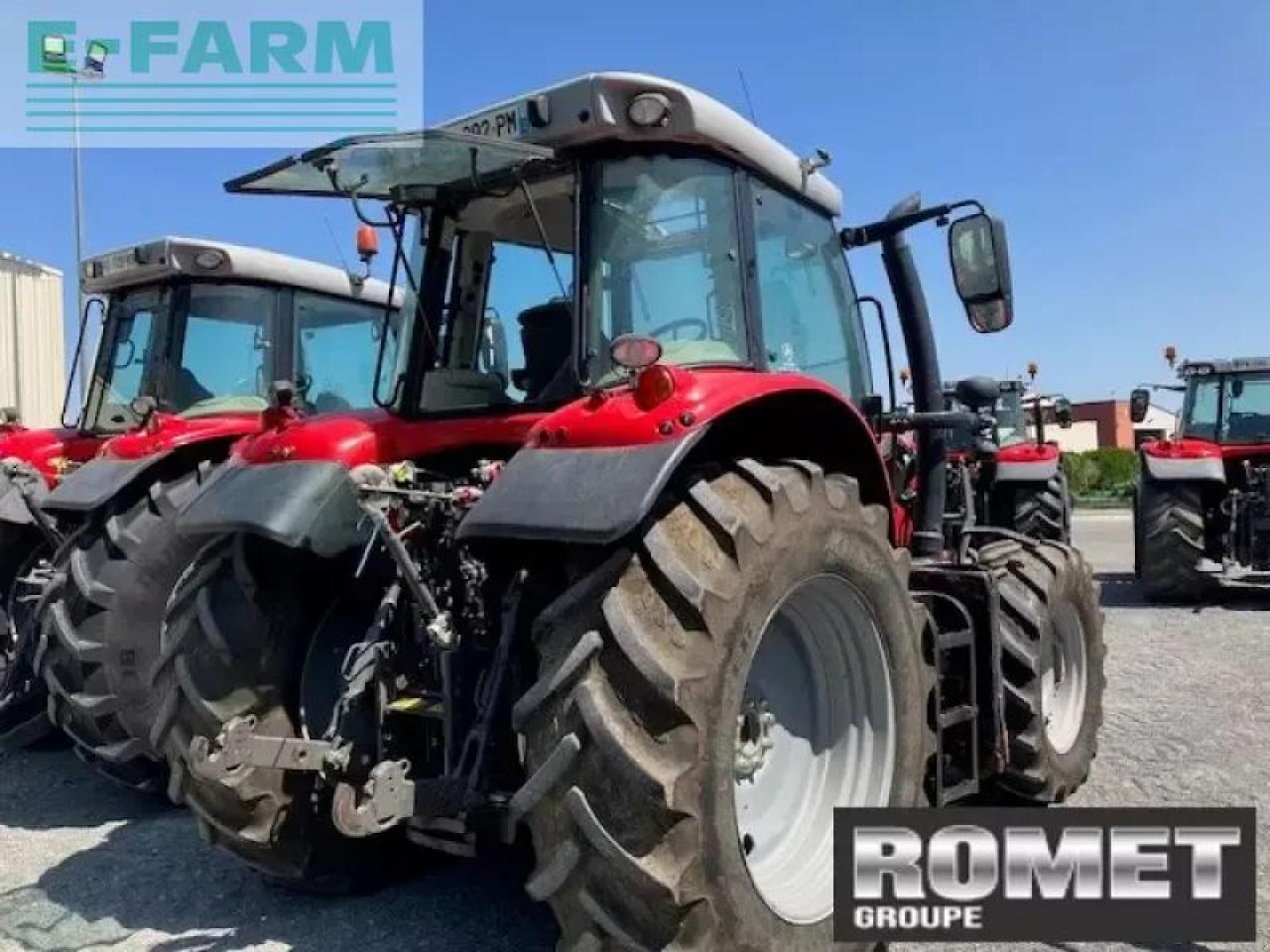Massey Ferguson 6713 s d6 ef dx - Traktor: 2 kép. Massey Ferguson 6713 s d6 ef dx - Traktor: 2 kép.